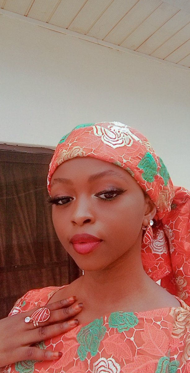 FadimatuGurin's tweet photo. Eid Mubarak ๐โจโค๏ธ
#lateEidpost https://t.co/yf2QEKKDop