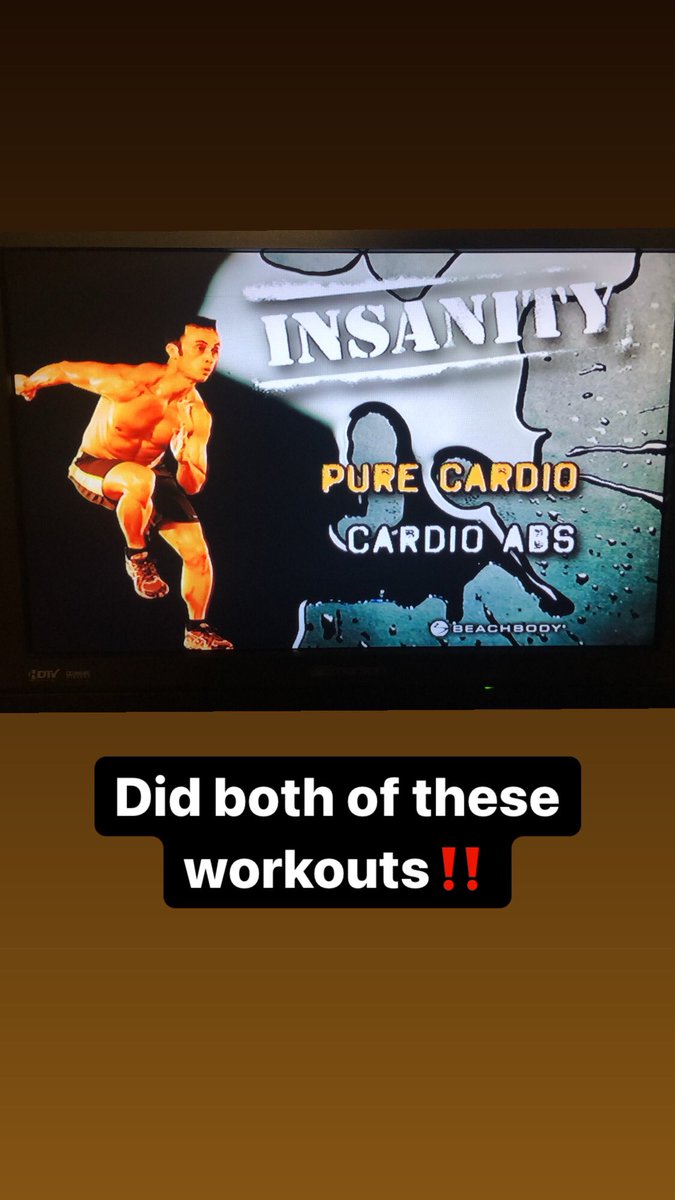 tamara_the_dawn's tweet photo. #Snatched40S update... still at it with the May #goals of doing the #insanityworkout ✅🔥... I thought I didn’t have energy for the #coreworkout (16min) after I had already done an entire #purecardio workout (38min)... but I made something happen 😂💪🏾
.
Happy Saturday 🤗❤️ https://t.co/Vx8ZxsrrWJ