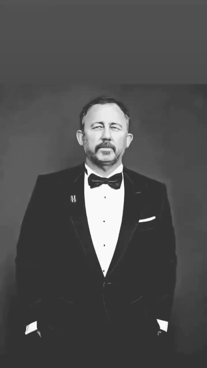 efe (@efeovaliutku) on Twitter photo 