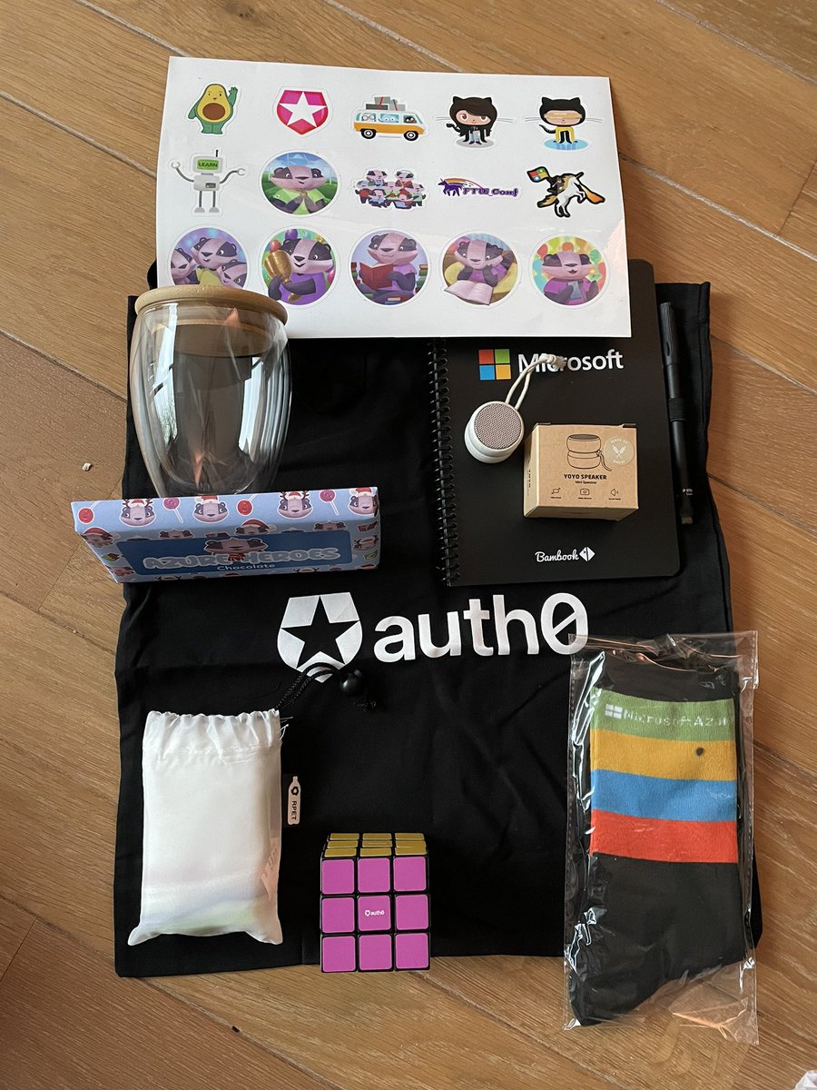 Stacy_Cash's tweet photo. Apparently itโs the week for speaker gifts! Thatโs #FTWConf!
Now to figure out how to solve a Rubikโs cube! https://t.co/w4IVyJ8s0j