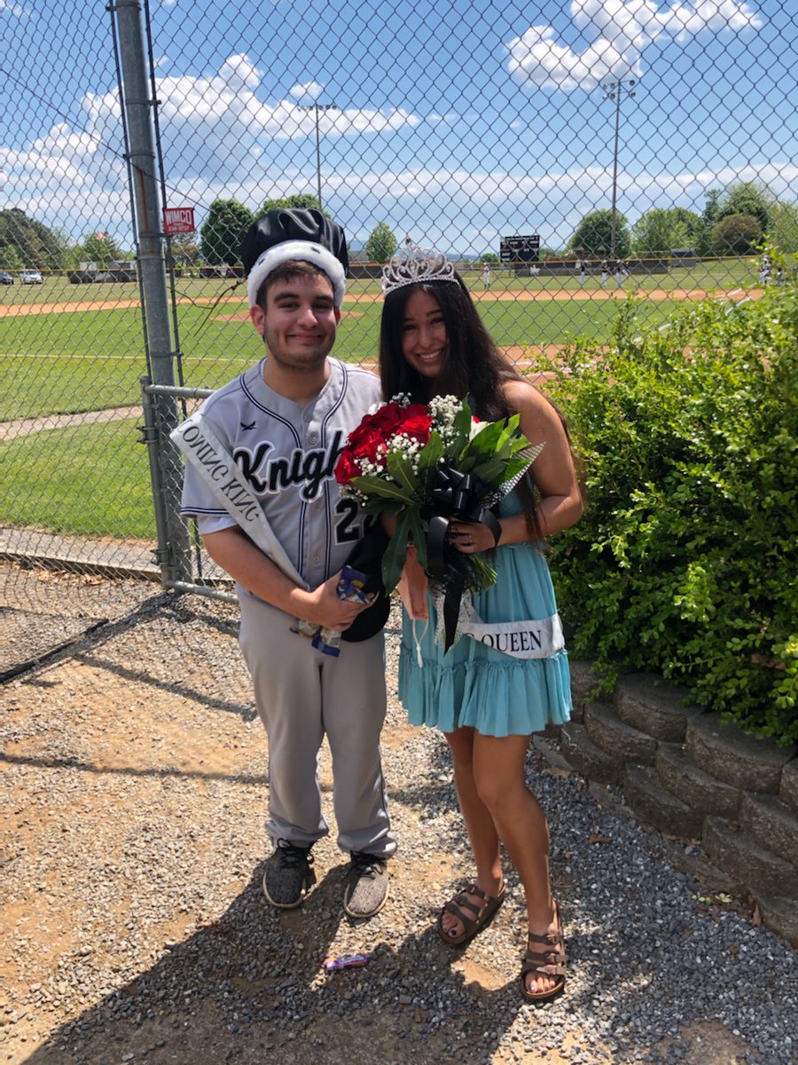 TAHS_Activities's tweet photo. Varsity Baseball loses a 5-3 game in 8 innings against Sherando.  An exciting game on a beautiful day!
@tahs_baseball

Before the game we recognized our Senior Homecoming King and Queen.

Congrats to Michael Garbato and Gillian Hedrick! https://t.co/OoajrkrX3m