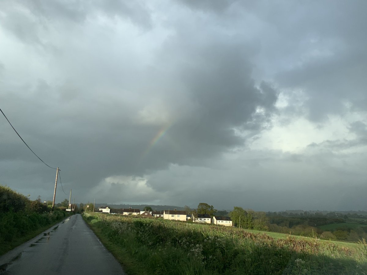 TraceyVoysey's tweet photo. 2nd night of Compline across our 8 churches for @thykingdom_come and I see a hint of Hope on the way home. Yes I did stop. #ruralcurate https://t.co/P84fdp82uM