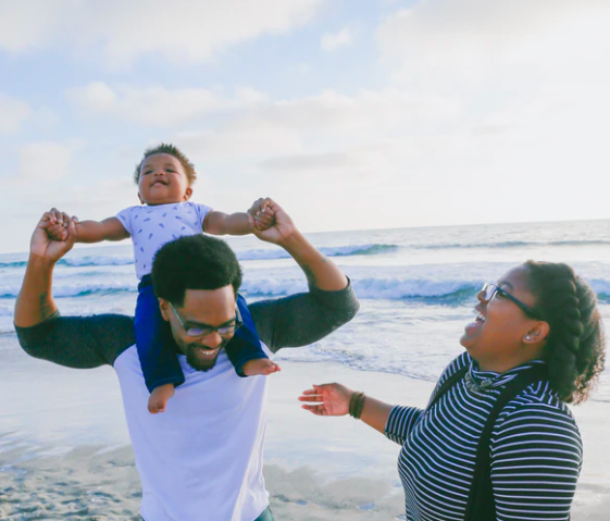 pantsuitprofesh's tweet photo. Happy #InternationalDayofFamily! What are you doing with your family to celebrate today?

#family #saturdaynight #pantsuitprofessionals https://t.co/oqyxzayO3I
