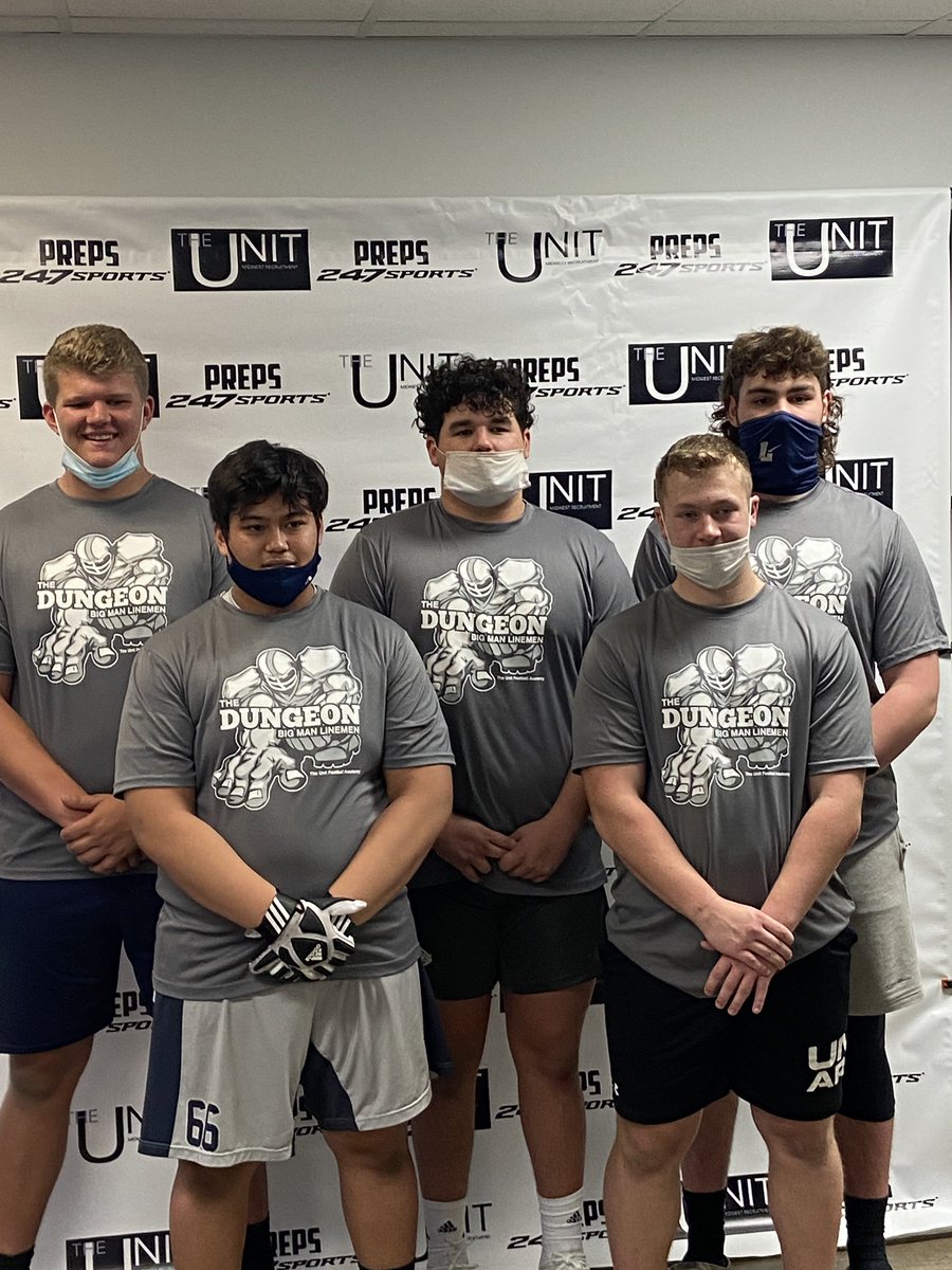 CollinButlerr's tweet photo. Blessed to receive best of the best at the dungeon big man linemen showcase !! @TrambleJoe https://t.co/v22XGGkAAE