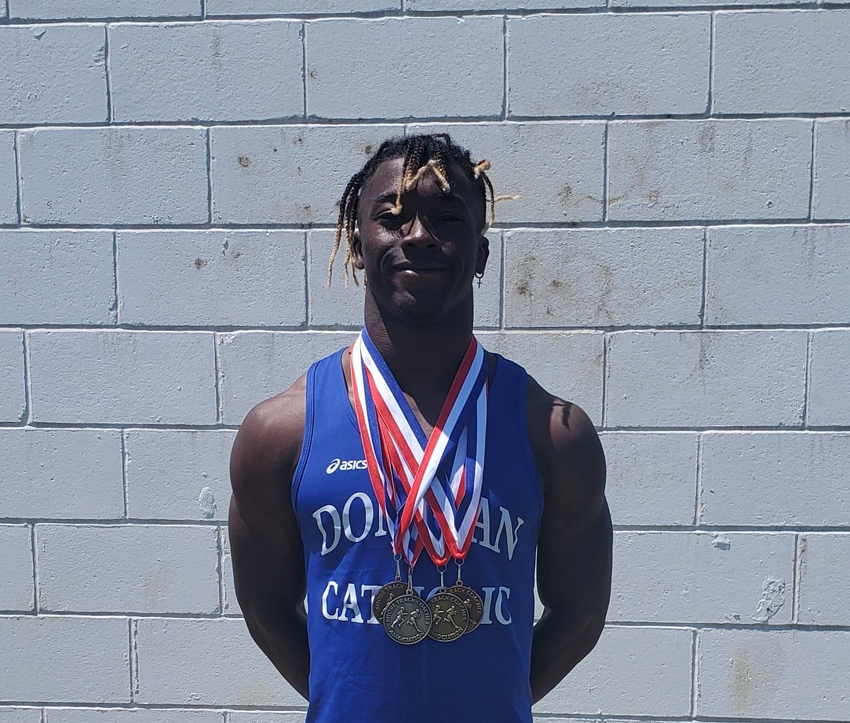 James Bivins wins the 200, earning his 4th individual gold medal at the 2021 Ocean County Championships 🥇🥇🥇🥇  <a href="/DonovanSports/">Donovan Sports Zone</a> <a href="/DonovanGriffins/">Donovan Catholic</a> <a href="/njmilesplit/">MileSplit New Jersey</a> <a href="/lambo2126/">Jim Lambert</a> <a href="/APPSportsDesk/">APPSportsDesk</a>
