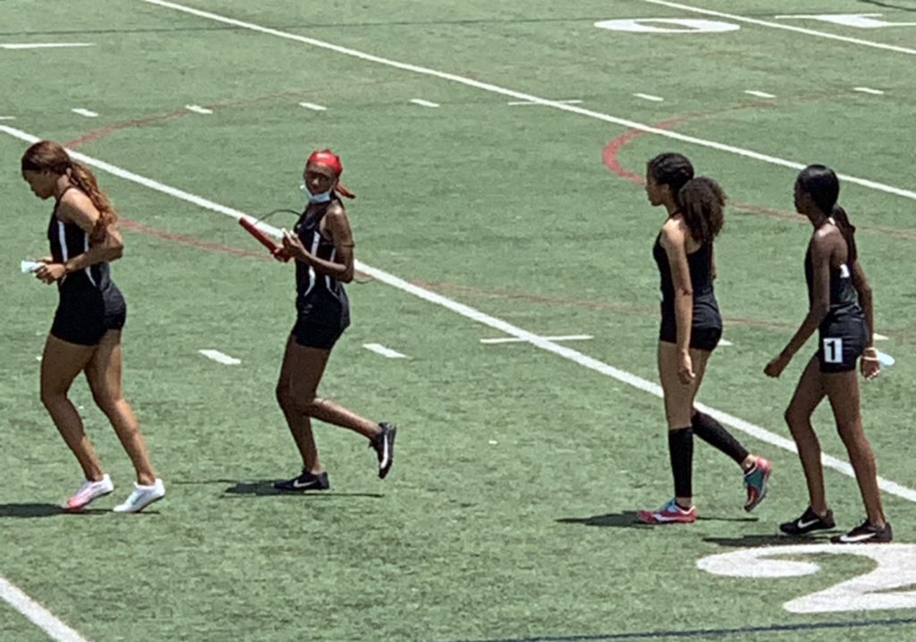 bigcuz59's tweet photo. Congrats to our girls 4x100m relay team on their top 12 finish at the GHSA State Track and field meet. With 1 JR., 1 Soph and 2 freshman on this relay team we are excited about their future. #GoLeeGo #TrojanNation @LeeCountySchool @LCHSTrojans @LCHS9GC @LCTVnews4 @LCHS_Panoptic https://t.co/BgcsZWT8cg