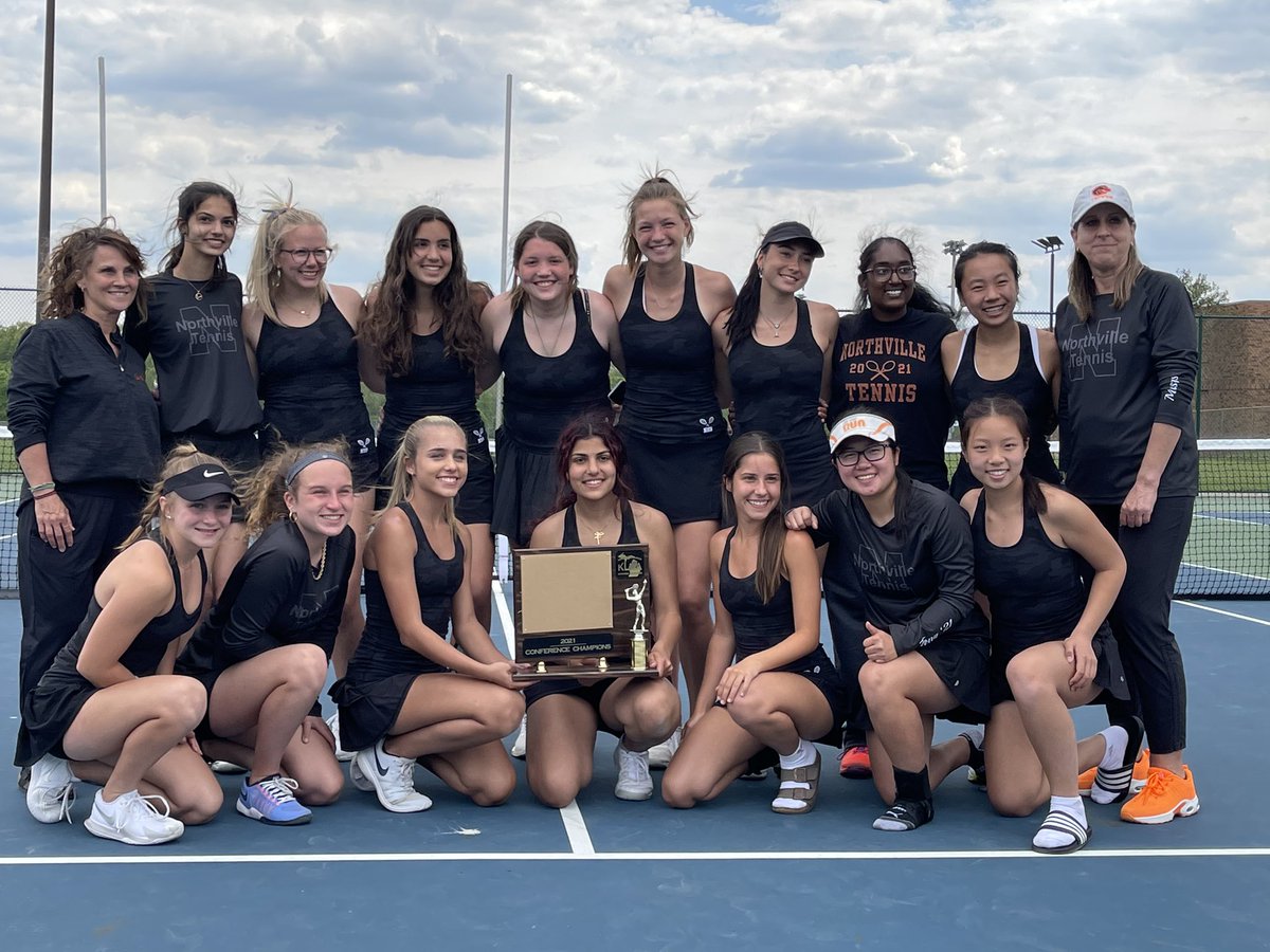 Congrats to Varsity tennis - Co-Conference Champs.