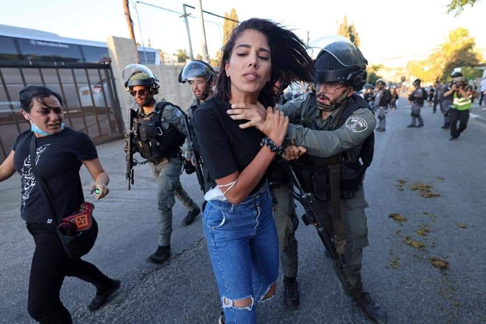 zzaaii96's tweet photo. Pictures of the "Israeli" police forces' attacks on female demonstrators in Sheikh Jarrah today.

#SaveSheikhJarrah https://t.co/B8fXRibrRI