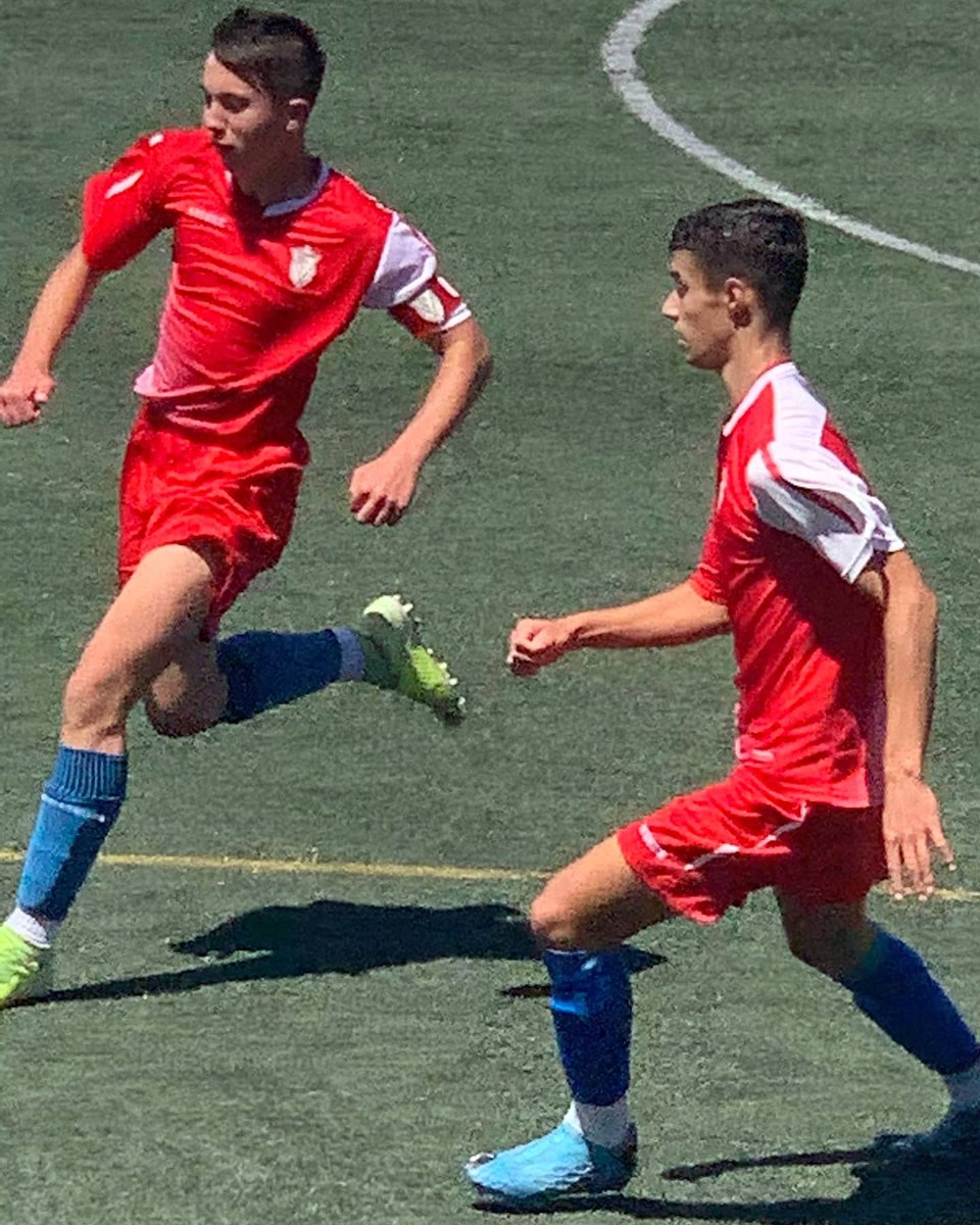 PLCompadres's tweet photo. ⚽ Victoria ✌️ #Cadete2a

#PuertodelaTorre 3
#CDCompadres 7

Crónica

Partido trampa, salimos con intensidad a por los 3 puntos desde el min.1 y salvo varios errores puntuales el equipo ha sido superior, enhorabuena a los chicos💪.

Vamos compadres🔵!!.

#LocosPorLosCompadres https://t.co/2CAgBzvZ23
