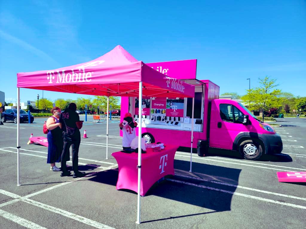 T-Mobile Truck Putnam County (@tmotruckputnam) on Twitter photo 