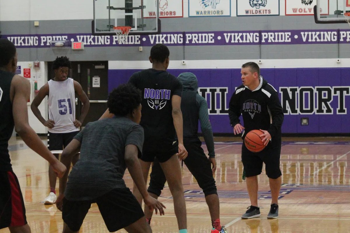Niles North Basketball tweet media