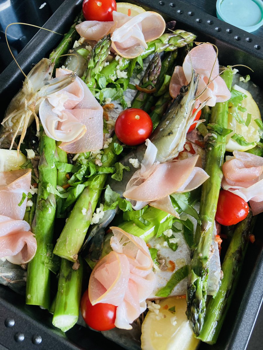 maartje2210's tweet photo. #dinnerpreps
Uit Jamie 30min
❤️❤️ https://t.co/dVJHCyYbPf