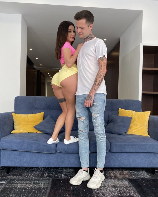 Today I shot my debut for @bangbrosdotcom1 with @martinasmeraldi 🎥 https://t.co/Tcg4czX3N0<a class="tags" target="_blank" title="On Twitter" href="/?out=eyJ0eXAiOiJKV1QiLCJhbGciOiJIUzUxMiJ9.eyJpYXQiOjE3MTg5MDQ1ODYsImlzcyI6InR3cG9ybnN0YXJzLmNvbSIsIm5iZiI6MTcxODkwNDU4NiwiZXhwIjoxNzUwNDQwNTg2LCJyZWRpcmVjdF91cmwiOiJodHRwczovL3R3aXR0ZXIuY29tL2Jhbmdicm9zZG90Y29tMSJ9.rI6PmBtgELZpuEUR8LHrSCBzj6LvuHRKpFnQjUQRo2SD0AtG5-7y5dnxRba-PHe8xcYveiKtB7tS-HaKGY1d8Q">@bangbrosdotcom1</a>