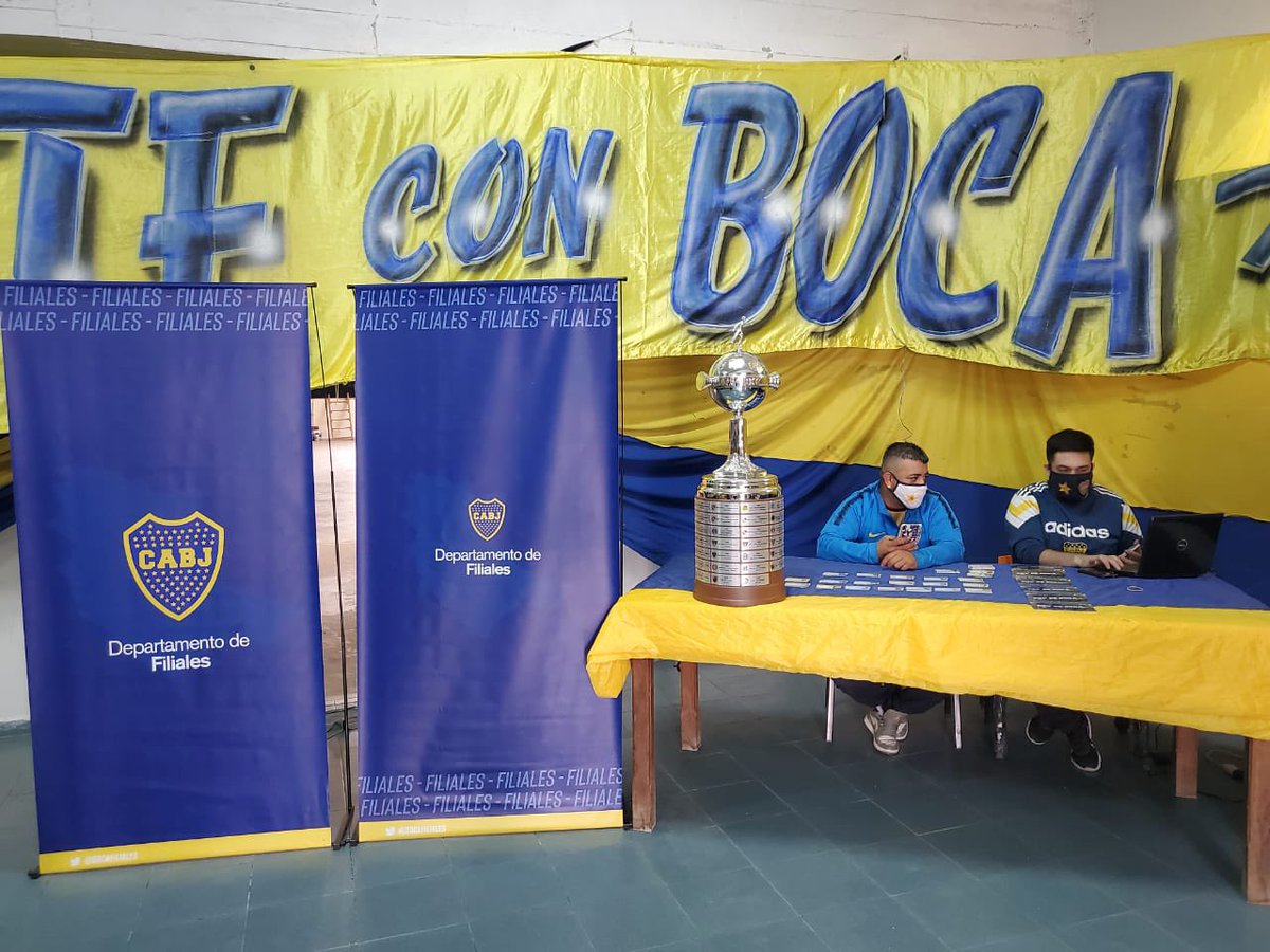 Arrancamos la recorrida por la <a href="/Filial_Merlo/">Filial Merlo</a> haciendo entrega de carnets y diplomas del taller de dirigentes deportivos a los socios y socias.

#BocaFiliales