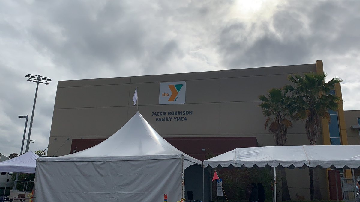 TanaLorah's tweet photo. Pfizer vaccine walk in appts available! 10a to 3p. 12 years and up, minors need parent for consent. Join @KPSanDiego at the Jackie Robinson YMCA (151 YMCA At, San Diego) https://t.co/XpfAHCHJC3