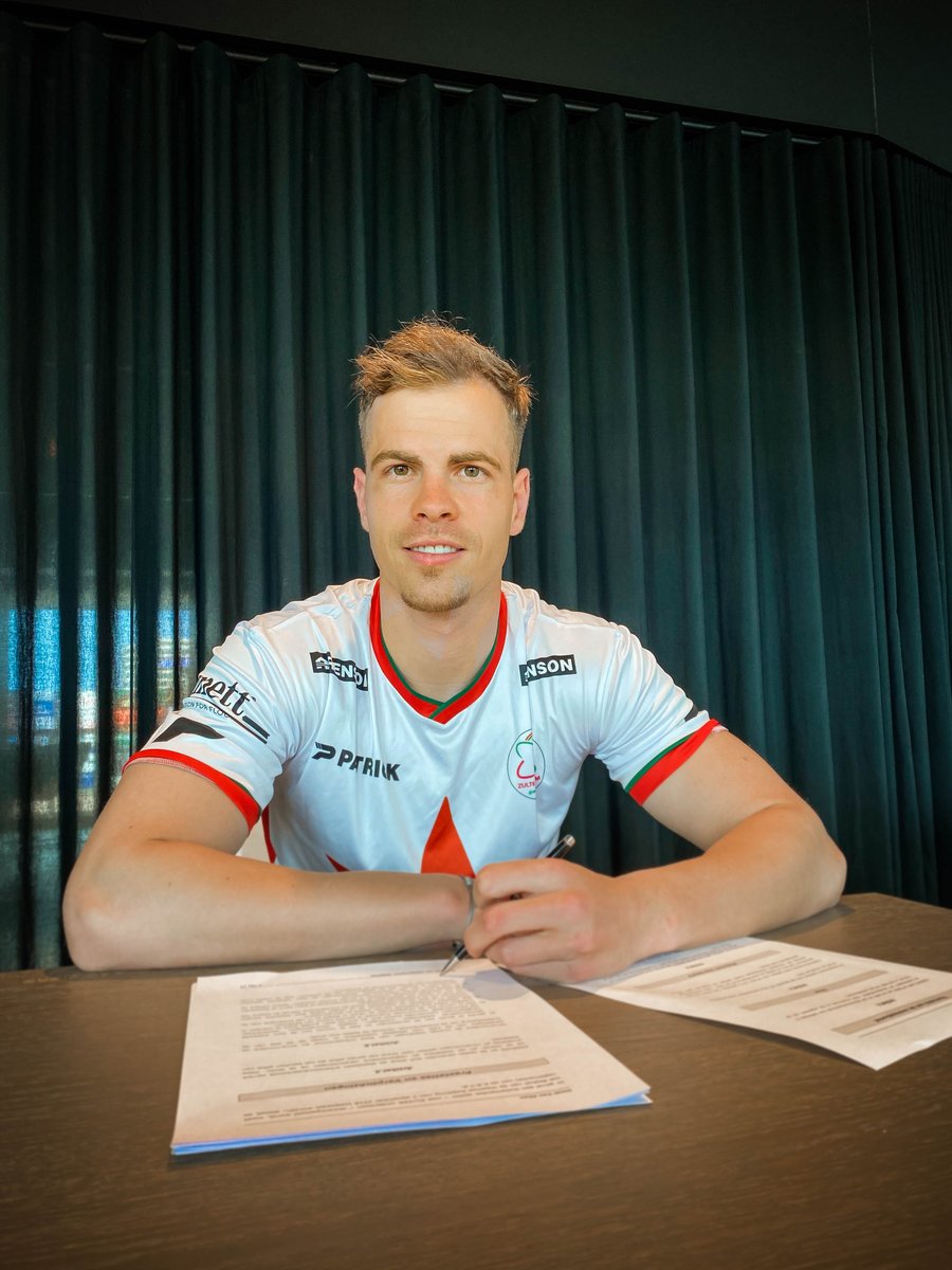 𝙒𝙚𝙡𝙠𝙤𝙢 𝙅𝙤𝙤𝙨𝙩 𝙫𝙖𝙣 𝘼𝙠𝙚𝙣!✍️

➡️ meer info op: essevee.be/joostvanaken