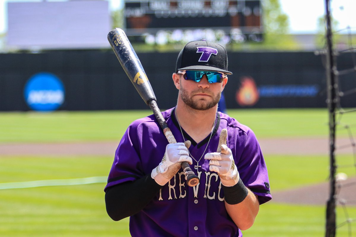 tnusports's tweet photo. Here we go ... Championship Purps and the @GreatMidwestAC Championship game
last time the purps were worn, Ethan Harrison was a freshman and Ryan Schmalz was the head coach
Watch Live - Get link at https://t.co/wQYtrk6DMy 
#StillThirsty
#PurpleReigns https://t.co/XADoAOfPbw