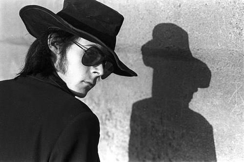 Happy birthday Andrew Eldritch from The Sisters Of Mercy! 