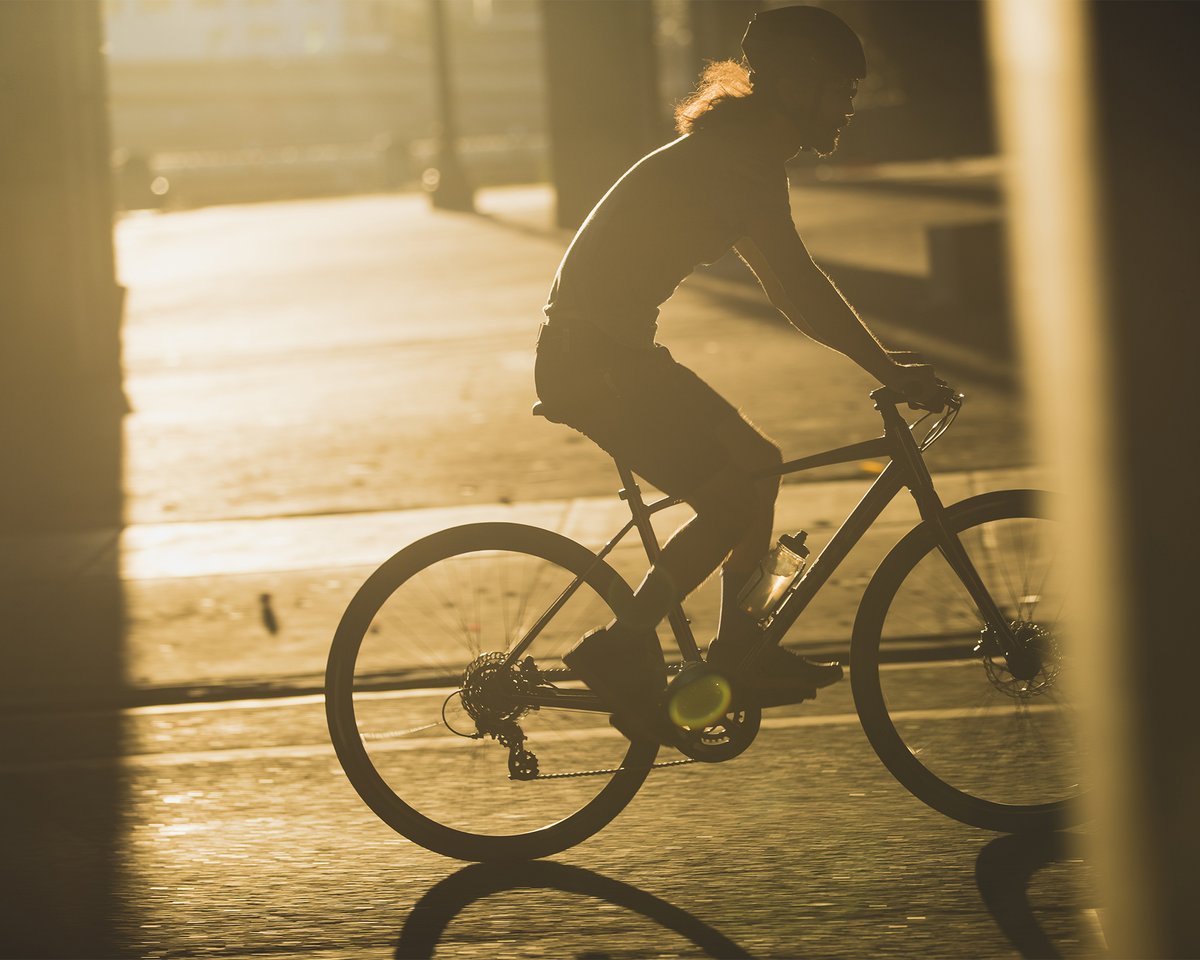 ridegiantbikes's tweet photo. Great for fitness and weekend adventures alike. With a lightweight frame and a balanced upright position, Escape provides a smooth, confident ride that just feels good.
Find your bike โ https://t.co/7xJYbocMAw
#RediscoverCycling #MakeYourEscape https://t.co/tYqNs88O36