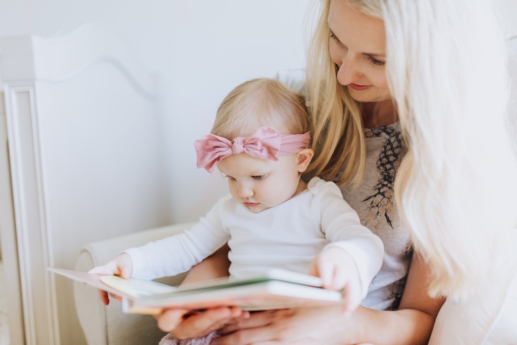 Making memories and creating #keepsakes. Now on the blog we did the research for you and found seven easy ways to create baby and childhood keepsakes. From apps, to photo books to wall art, there is something for every parent.⁠ Tap or click bit.ly/BlogKeepsakes 
⁠
