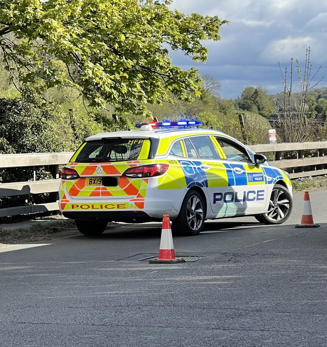 MPSRTPC's tweet image. RTPC #ProjectServator have had a busy week working with #CabsUnit, @TfLTPH, and @SurreyPolice on top of our normal deployments.

We have three more arrests to add to the tally, including two for drug dealing.

This brings us to 9 arrests in 6 days.

#TogetherWeveGotItCovered