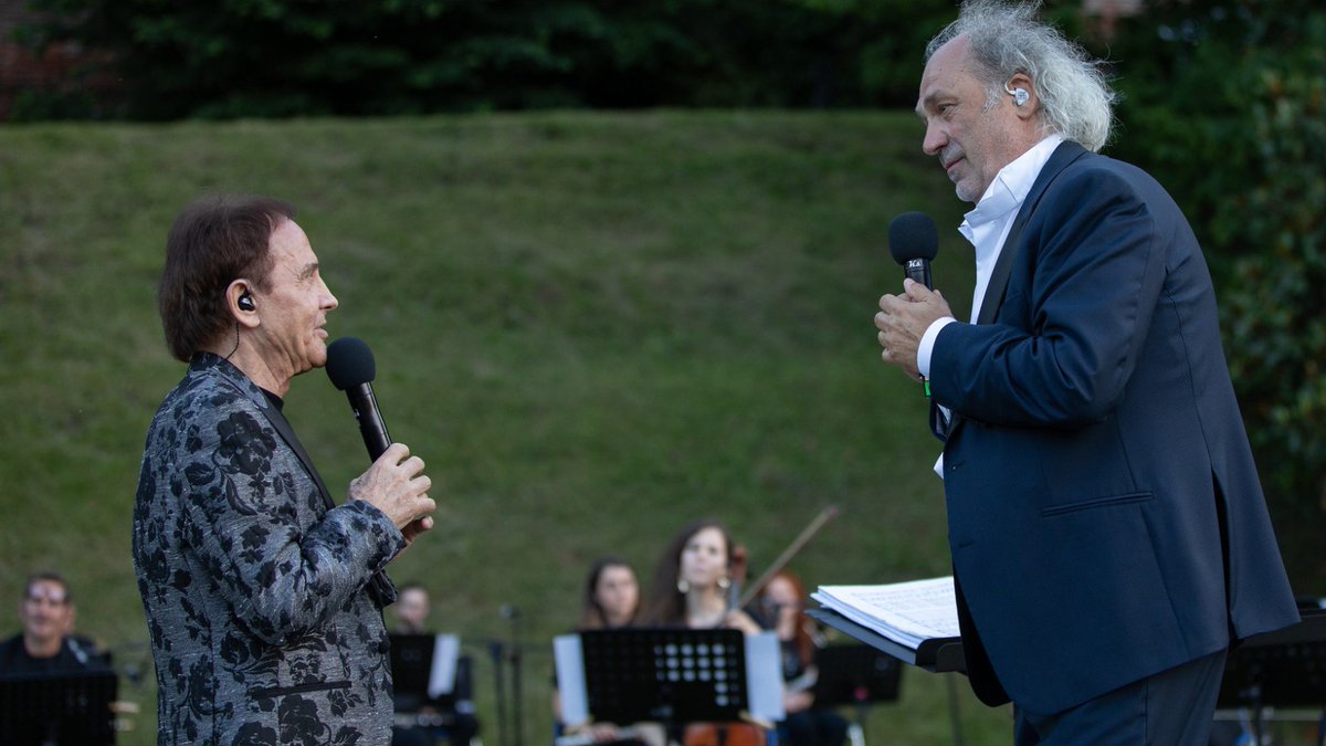 #news Young Pop Rock Music Award. Domande entro il 30 giugno 2021 per la borsa di studio dedicata a Stefano D'Orazio #canto #pop. #audizioni luglio 2021. Ideata da Roby Facchinetti e Diego Basso.  #artvoiceacademy bit.ly/3vZOZlJ