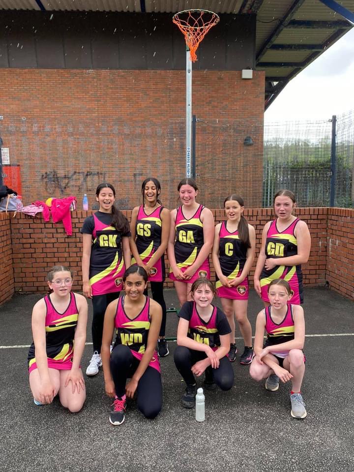 cherubs_angels's tweet image. So exciting to be able to play matches again 👏 Well done girls a lovely morning.

U16 A team V Penarth - lost 20-9 (POM Elizabeth) 
U16 B team V Penarth- lost 15-7 (POM Awen)
U14 A team V Penarth - Won 10-8 (POM Anchita)
U14 B team V Penarth- lost 12-3 (POM Nia &amp;amp; Eva)
