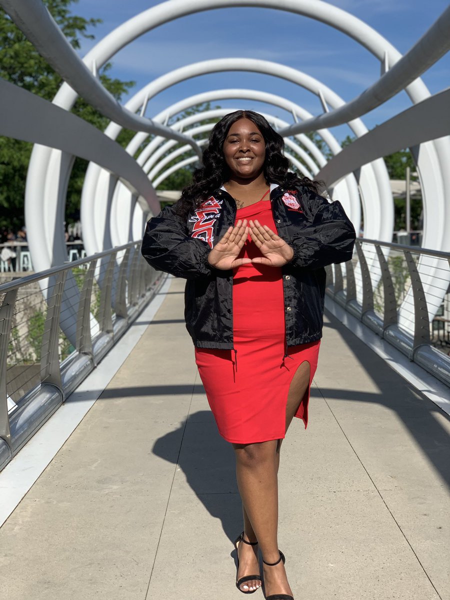 gorgeoussasst's tweet photo. From the outside looking in, you can never understand it. From the inside looking out, you can never explain itπΊπ #DST #SPR21 #OWT #AOML https://t.co/gyea7QGsE4