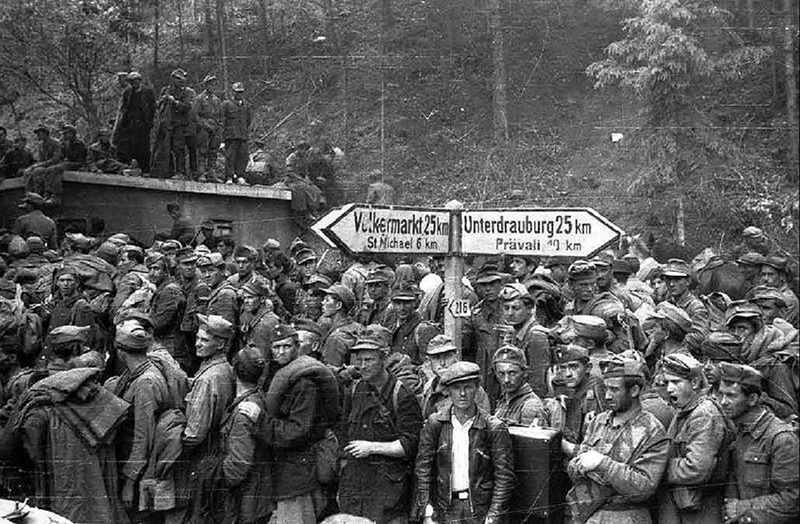 sentonae's tweet photo. On the photo are the last allies of NS Germany - Croat soldiers and civillians who tried to surrender to British troops in May, 1945. They were handed over to Tito's communist partisans who murdered thousands of them. This is known as the Bleiburg tragedy. https://t.co/SP1mZlYeyc
