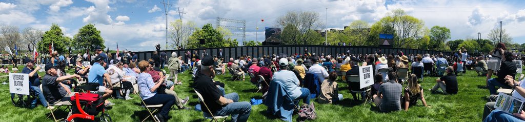 An honorable day in @fallriver_ma @MassGov @VietnamFall @MassDVS @DeptVetAffairs #VietnamWar @VVMF Thank you to ALL who brought #TheWall to our beautiful #memorial park ❤️ respect & love to our #Veterans & #GoldStar Families