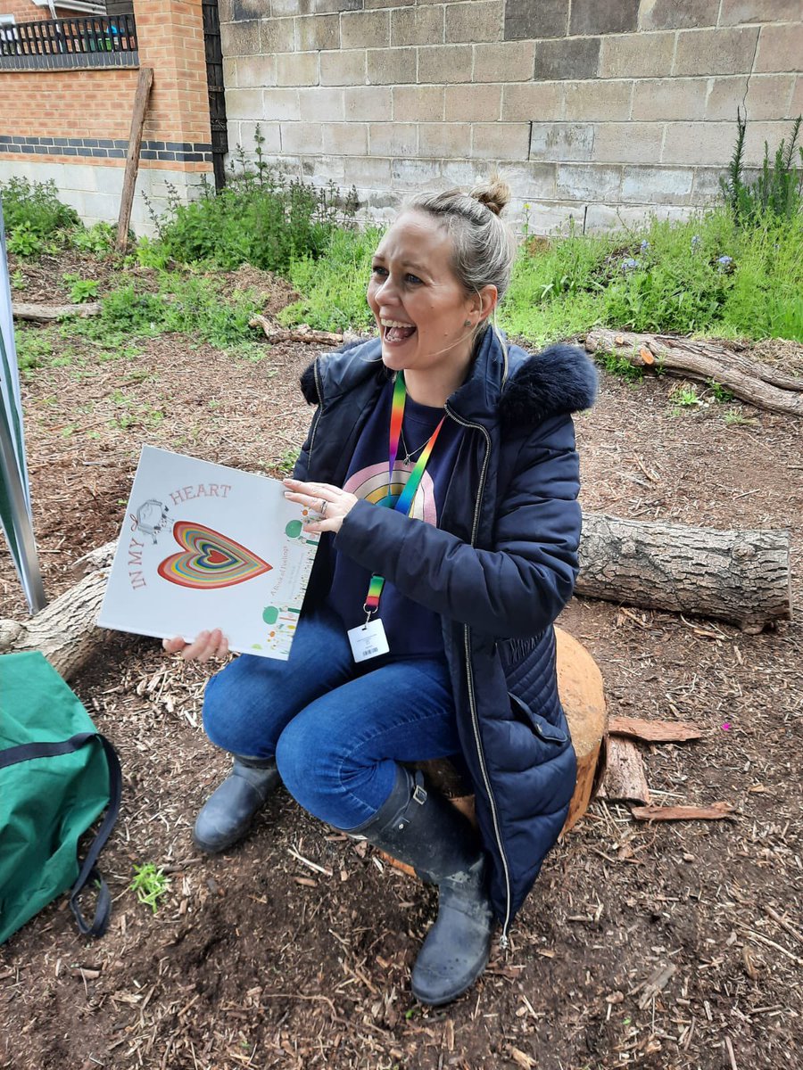 BridgetheGapFW's tweet photo. Wow! What an absolutely brilliant day over at Hannah Fields Community Garden with @CStaywell. It was a joy to be able to go into the community again and spend time in a fabulous setting. Lots of great activities enjoyed by everyone 👍🏼🌈💚 https://t.co/5wSO4pNqr0