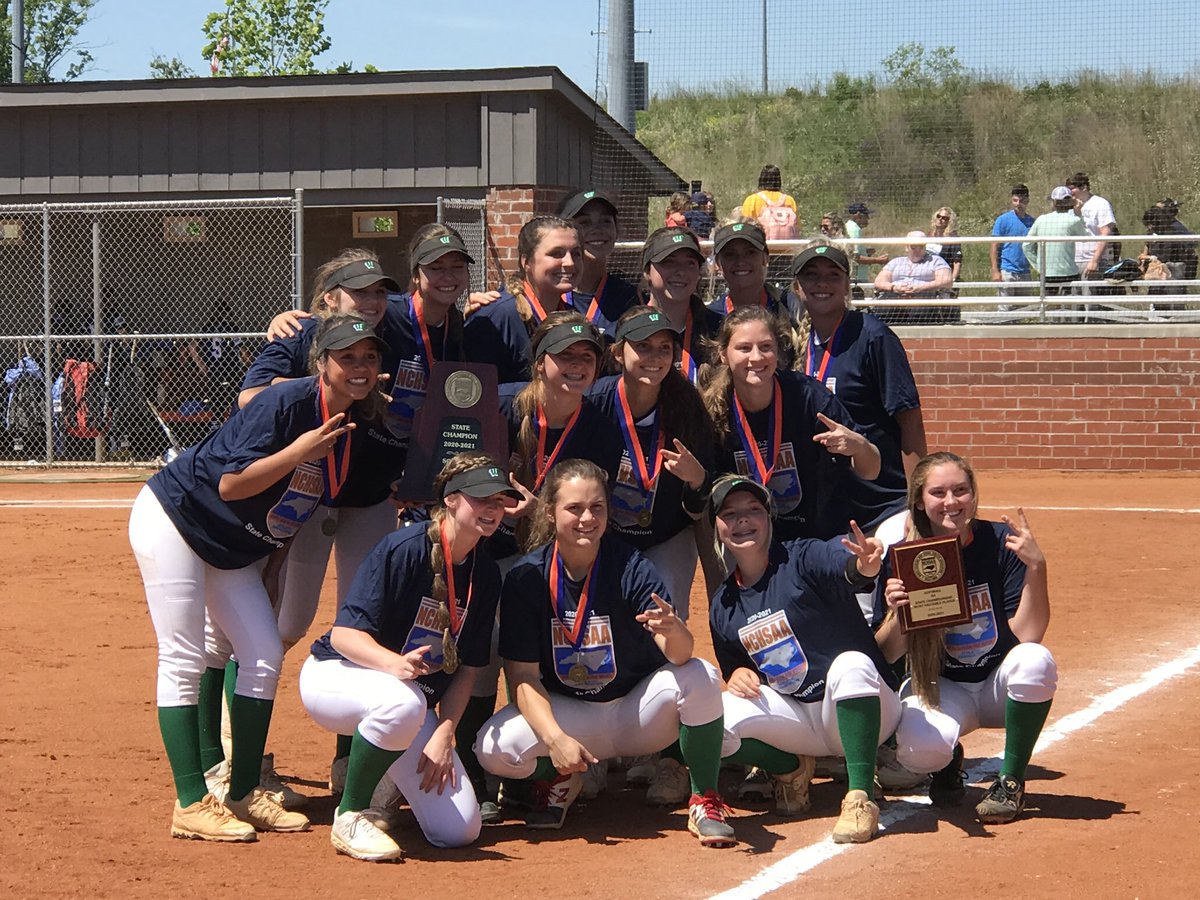 WSColtsSoftball's tweet image. WE DID IT !!  2021 2A STATE CHAMPIONS !!  Awesome group of young ladies !!  Gonna miss our 6 Seniors, but what a way for them to go out !!  @morrgggaannn10, @jordan_hatch_8 @KaileyDanielle2 @refird22 @mere_harwood and Twitterless Shelby Barbee !!