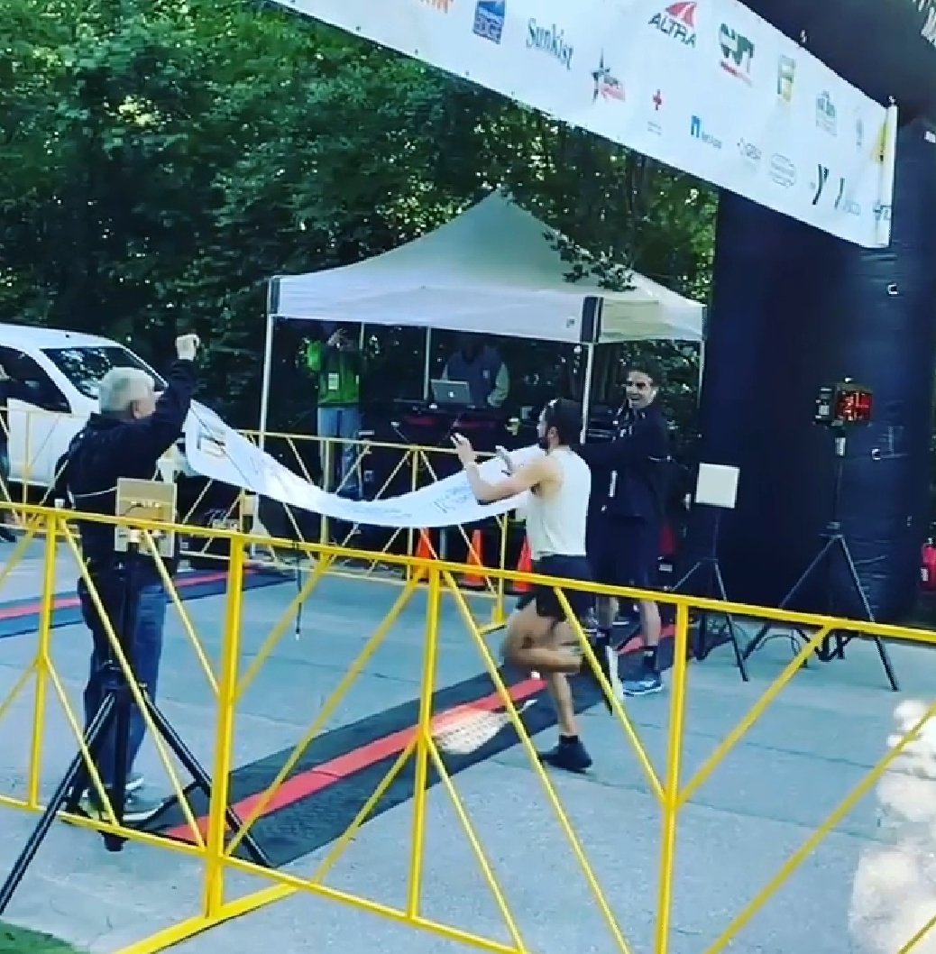 🚨NEWS🚨: HUGE CONGRATS to Steeplechaser turned marathon runner <a href="/DonnieCowart/">Donnie Ray Cowart</a> who won his first ever marathon at the #TobaccoRoadMarathon this morning #CaryNC #running #marathon