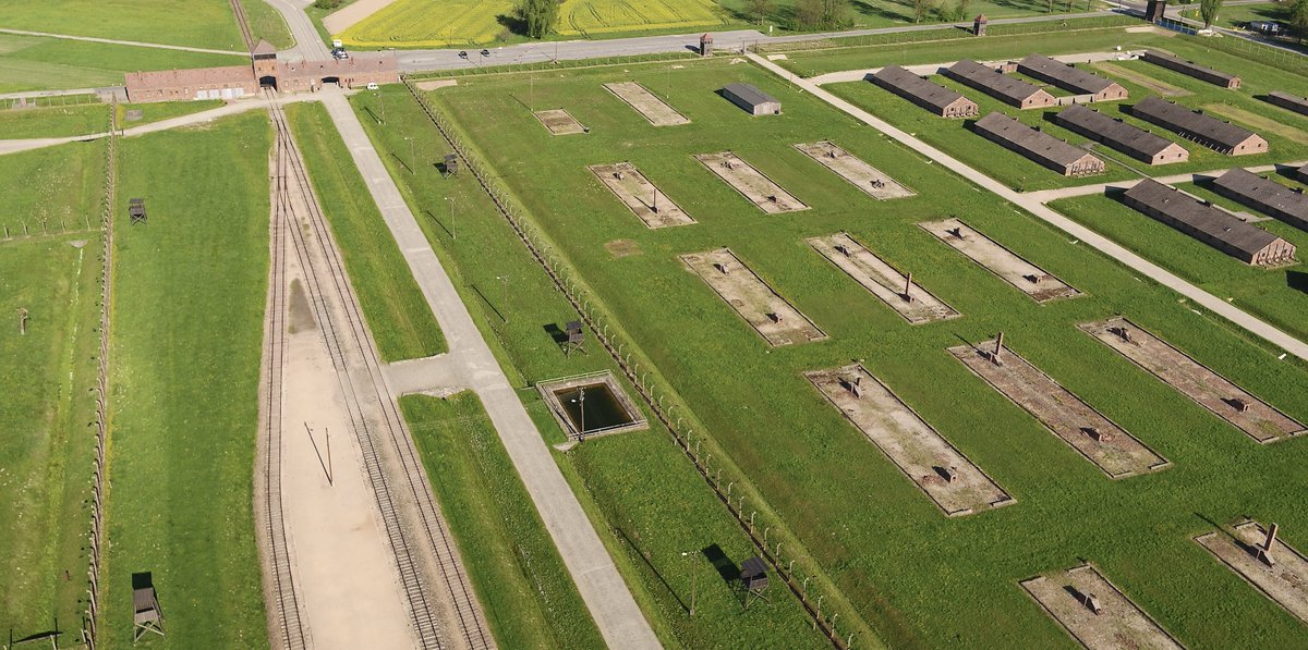 AuschwitzMuseum's tweet image. Follow @AuschwitzMuseum.

RT please to amplify our voice.