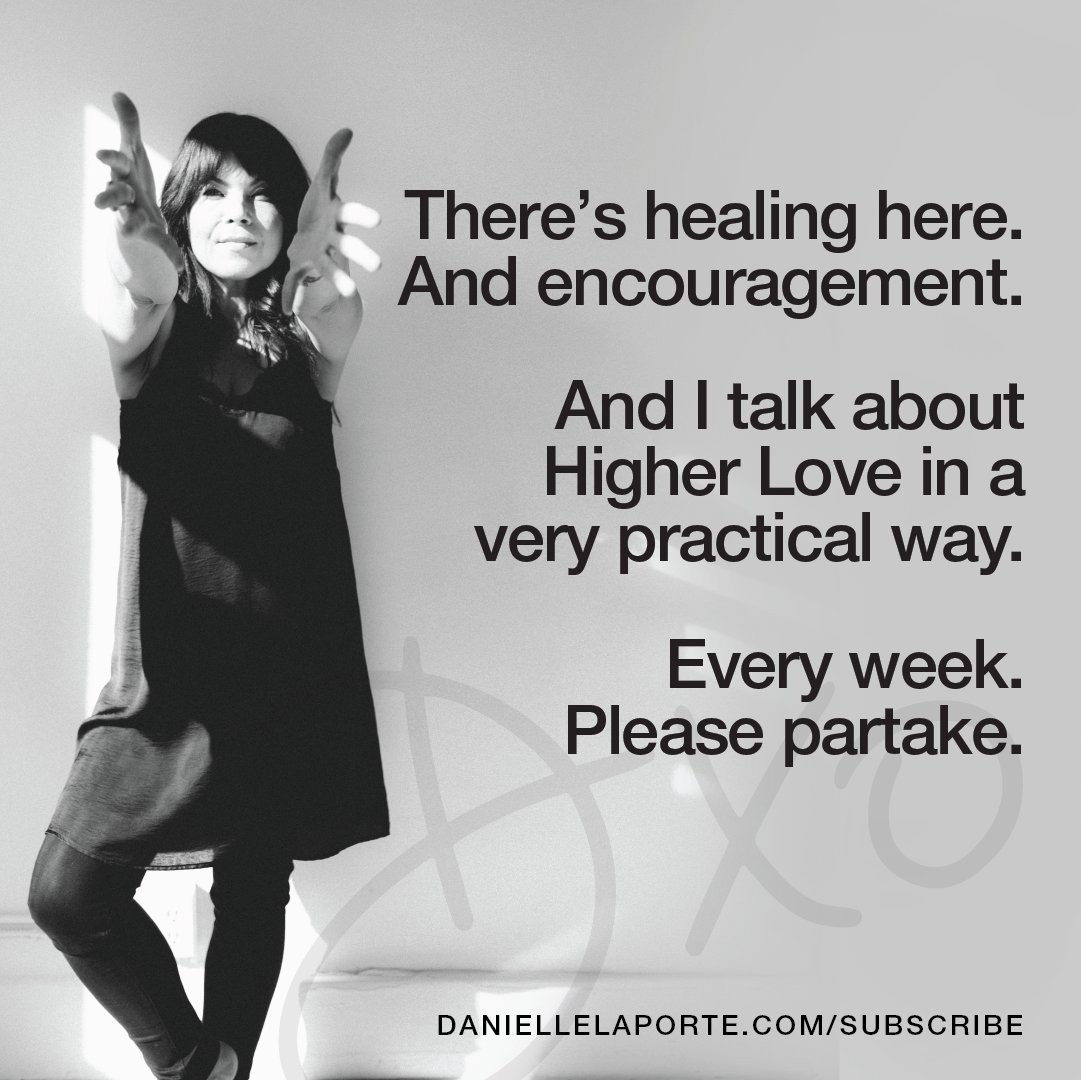 DanielleLaPorte's tweet photo. I’ve got options for subscribing to my writing + audio. Daily. Weekly. Monthly. As much as I appreciate this space, email = deeper, freer, bit more peace. Ahhh. https://t.co/PQnptumKRI #heartcentered #daniellelaporte #subscribe #inboxlove https://t.co/KH2EifcxIy