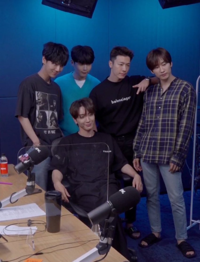 TulipsForWookie's tweet photo. Son una familia los amo tanto 💓 https://t.co/yLHLudJRS2