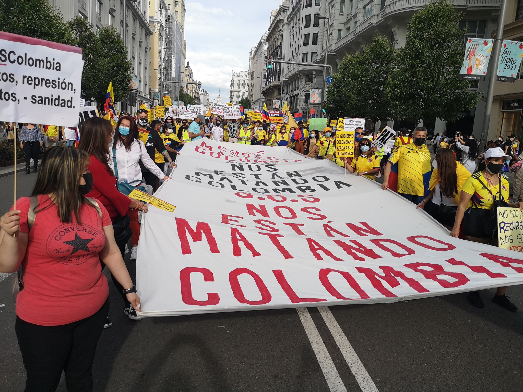 yay@flautas Madrid on Twitter: ""¿Por qué nos asesinan si ...