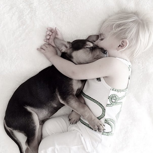 Çocuklara "iyi bir dünya bırakmak" kadar önemli bir şey daha vardır: "dünyaya iyi bir çocuk bırakmak"..