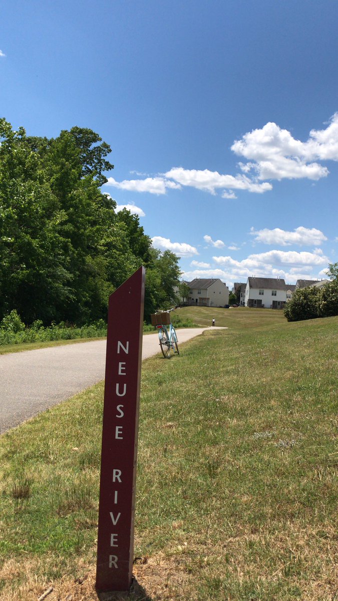 greenwayartist's tweet photo. #glorious #neuserivertrail #raleighgreenway https://t.co/DkrmrjO3Km