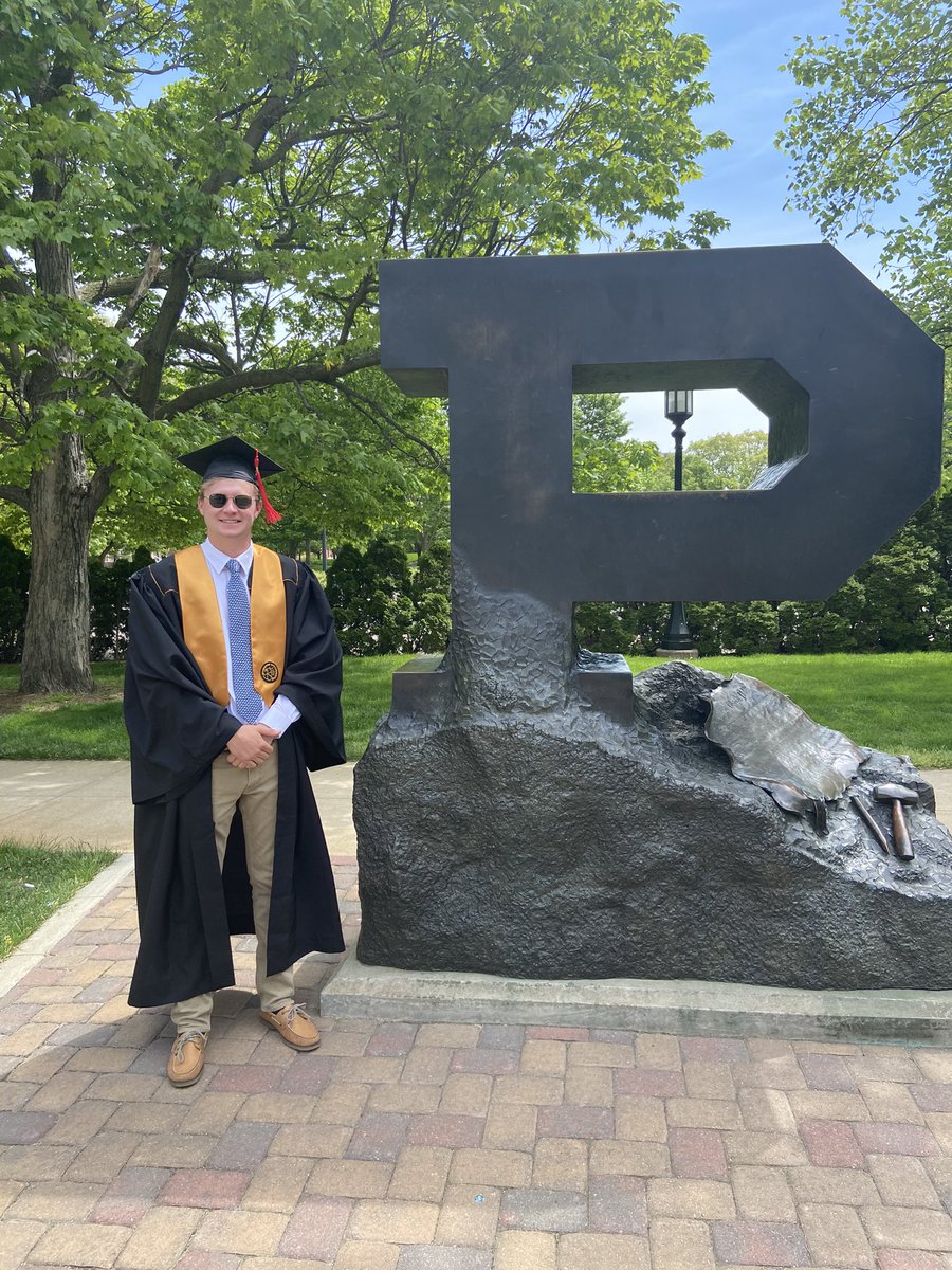How it started, how it’s going. Congrats @TateBlackketter!! So proud of all you accomplished! 👨‍🎓🥇🎓 Good luck! 🖤💛#purduewedidit #purdueuniversity