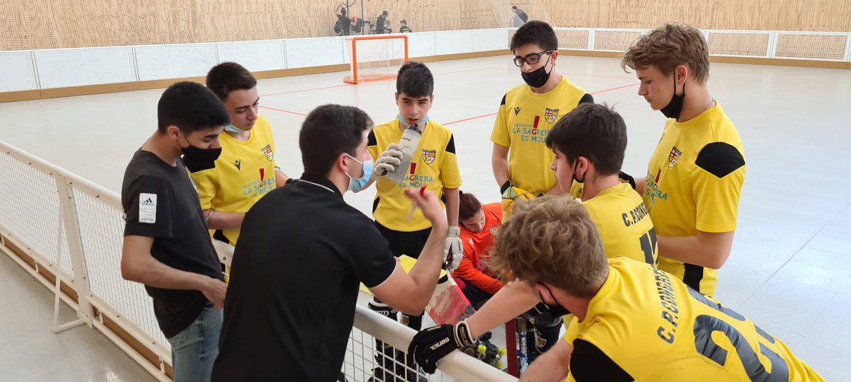 Juvenil D 5 <a href="/phcsantcugat/">Solideo Patí Hoquei Club Sant Cugat</a> 5 
Partit molt lluitat e intens, felicitar a la portera del Sant Cugat per la seva molt bona feina #okbase #123Congrés
