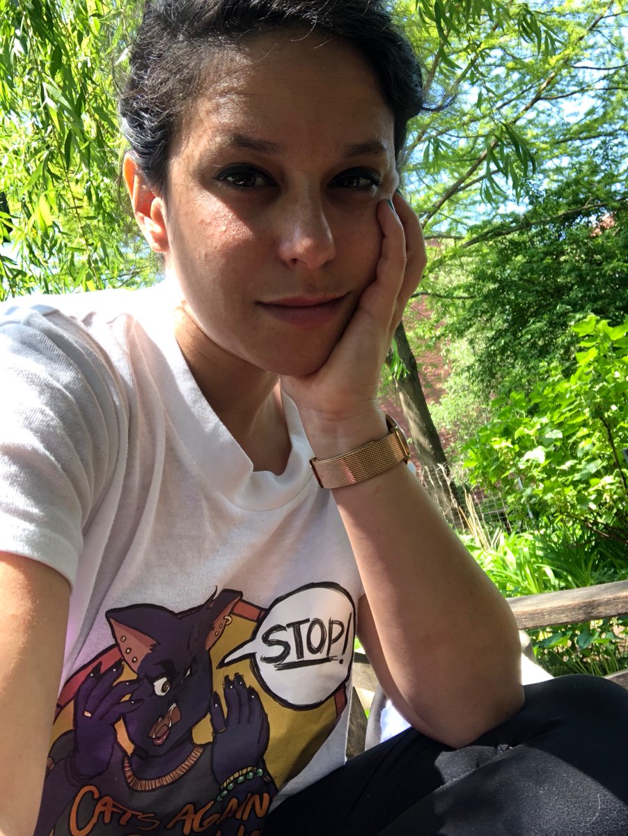 rebeccabailin's tweet image. It’s rough out here at the @615_Green doing my #openhours duty in the sun