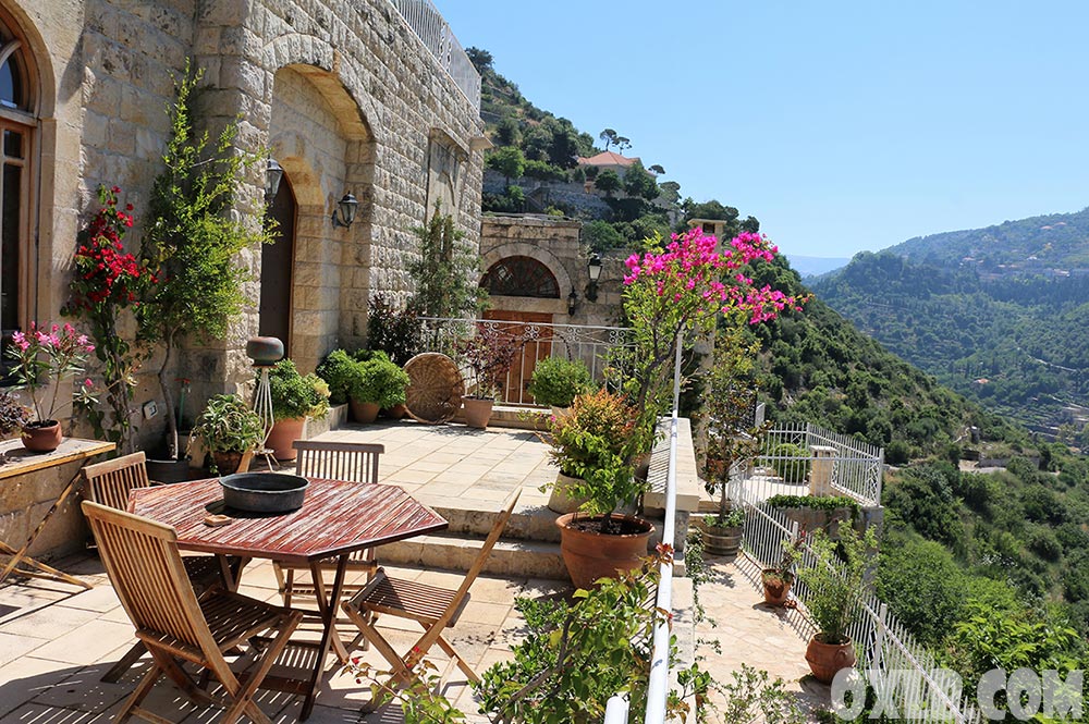 onefineart's tweet photo. Another sweet place in Deir El Qamar to relax... We pray for peace in Gaza as we hope prosperity and peace for Lebanon #deirelqamar #relax #peaceforgaza #gazalove #prosperity #peace - Visit https://t.co/BQIWMwsypk https://t.co/UKIddDGLzu