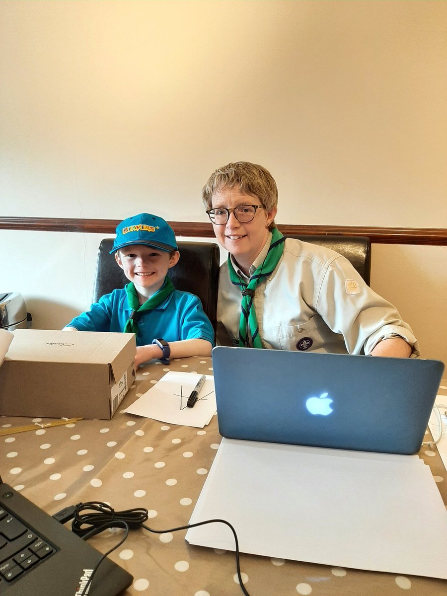 BarbaraEdgar80's tweet photo. #BeaverRallyDay2021 @niscouts Rally Day At Home has been going well today with Joe from The Gathering Drum getting us going & lots of great models being built out of recycled material ♻️ #builderactivitybadge #recycle #craft #ScoutingAtHome #SkillsForLife @UKScouting https://t.co/qFqgTKsYI9