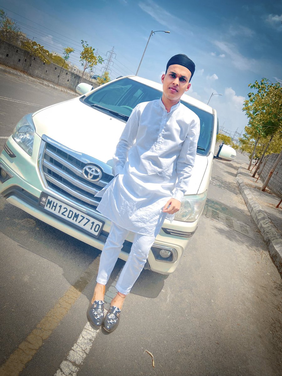 MrMehmood08's tweet photo. Assalam Walikum Warahmatul Lahi Wabarkatahu
Wishing You A Very Happy Eid Mubarak https://t.co/FAMzi11cLl