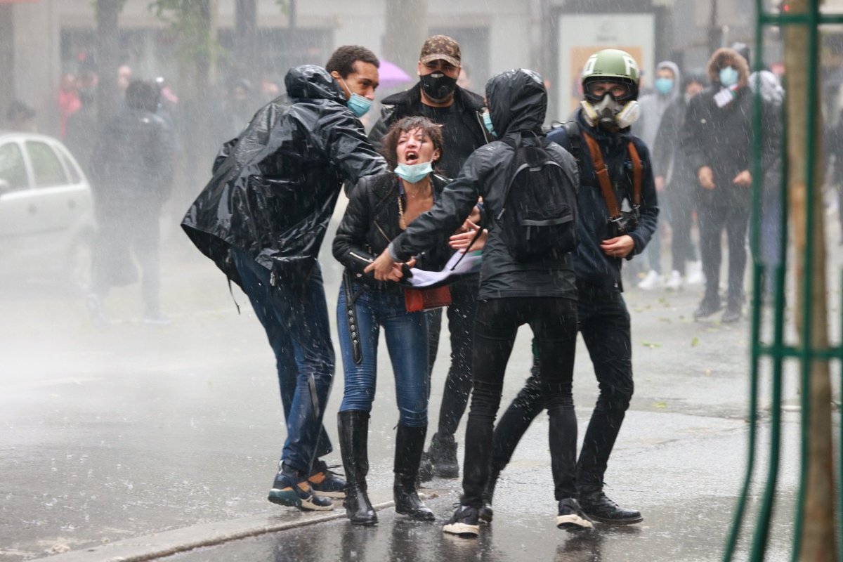 le_Parisien's tweet photo. 🔴 DIRECT | 22 000 personnes ont manifesté en France pour soutenir les Palestiniens, selon le ministère de l'Intérieur

Parmi eux, 3500 manifestaient à Paris 

https://t.co/KjMjqDoiqx #Palestine https://t.co/iYL1vXfwN4