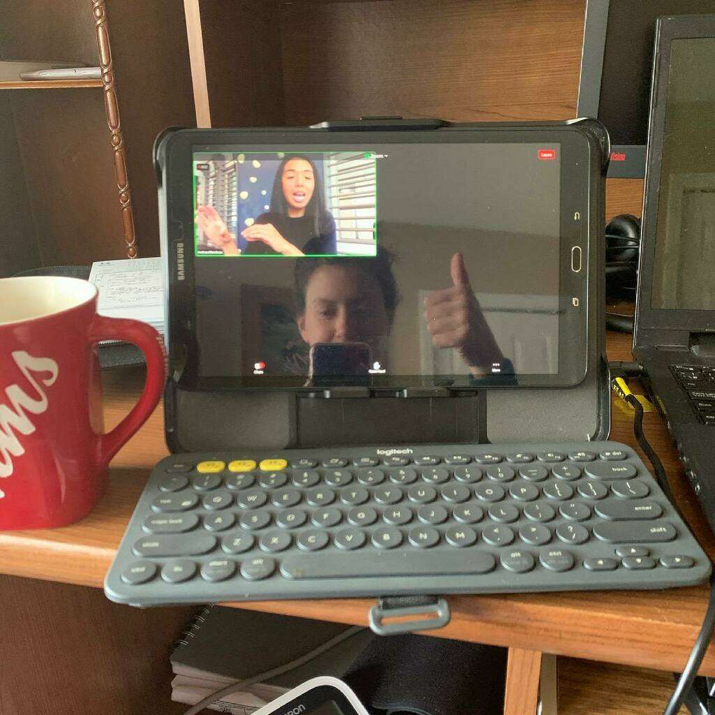 Hot start to the BCAK AGM with Andrea Mendoza of <a href="/thescoliclinic/">The Scoliosis Clinic</a> teaching us #kinesiologists about scoliosis and exercise! 
#scoliosis #akincanhelp