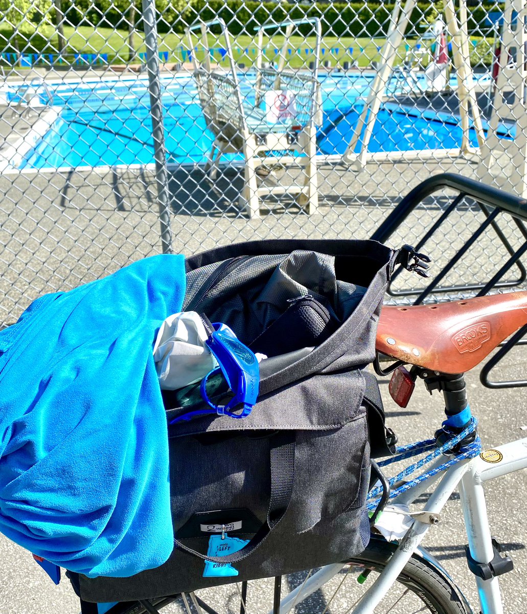 Finally found the ideal bike bag for my chronic swimming habit - thanks Reid <a href="/twowheelgear/">Two Wheel Gear</a> - great design of the Dayliner Bike Bag