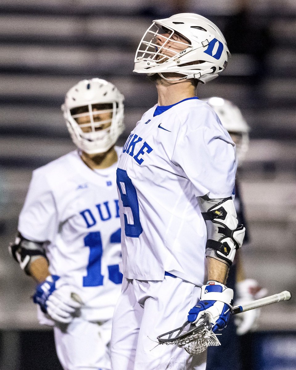DukeMLAX's tweet photo. 👌 degrees for these two!

Congratulations to Sean Lowrie and @TurnerUppgren for receiving their MBA’s today! They both now have a BA, MMS and MBA!

#GoDuke https://t.co/lkHutXCxXC