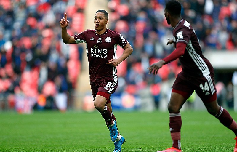 超ワールドサッカー 速報 Faカップ 決勝 チェルシー 0 1 レスター シティ レスター ティーレマンス 後18 レスターがクラブ史上初の優勝 Facupfinal T Co J0ee8izdse T Co 87dh17fpha Twitter